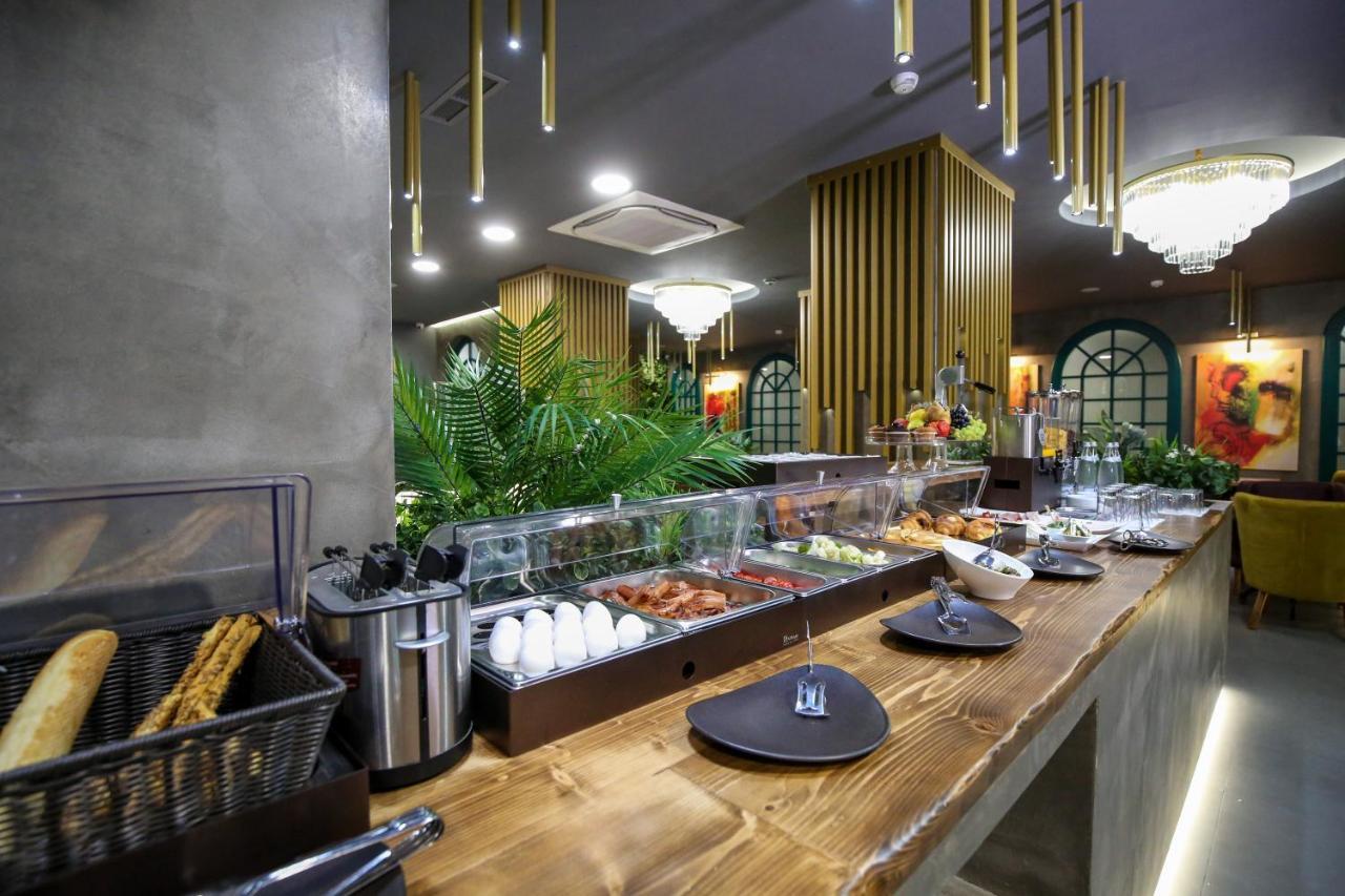 Ap Hotel Boutique Влёра Экстерьер фото