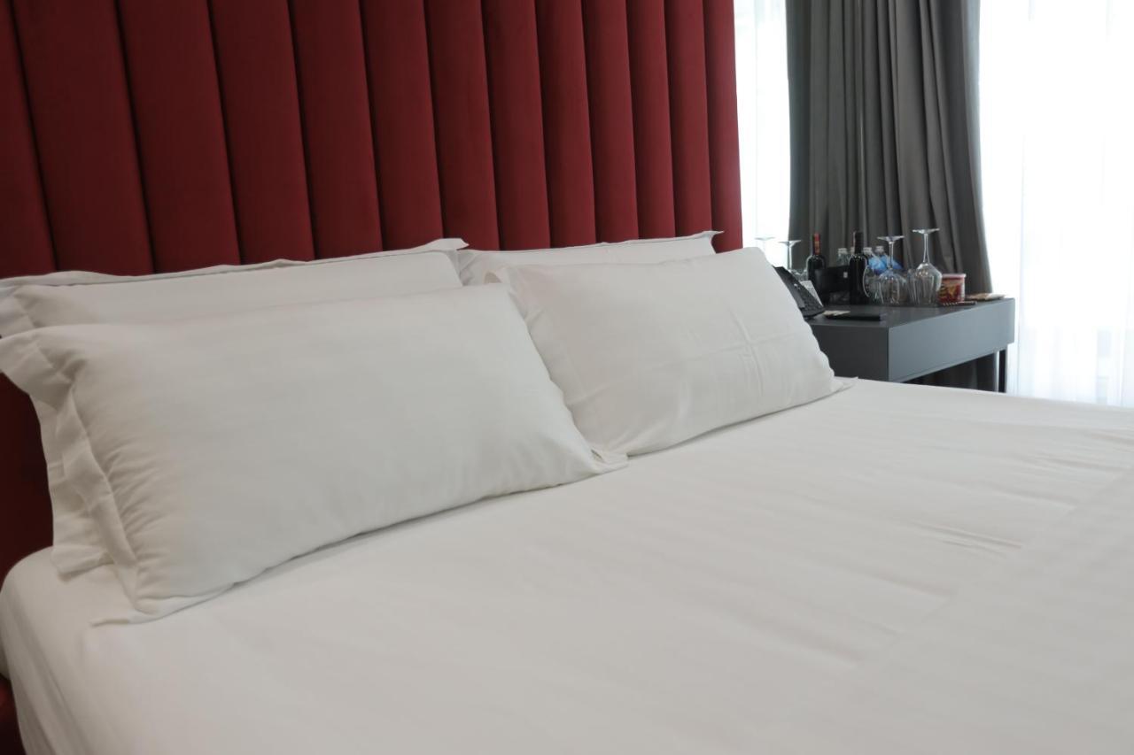 Ap Hotel Boutique Влёра Экстерьер фото