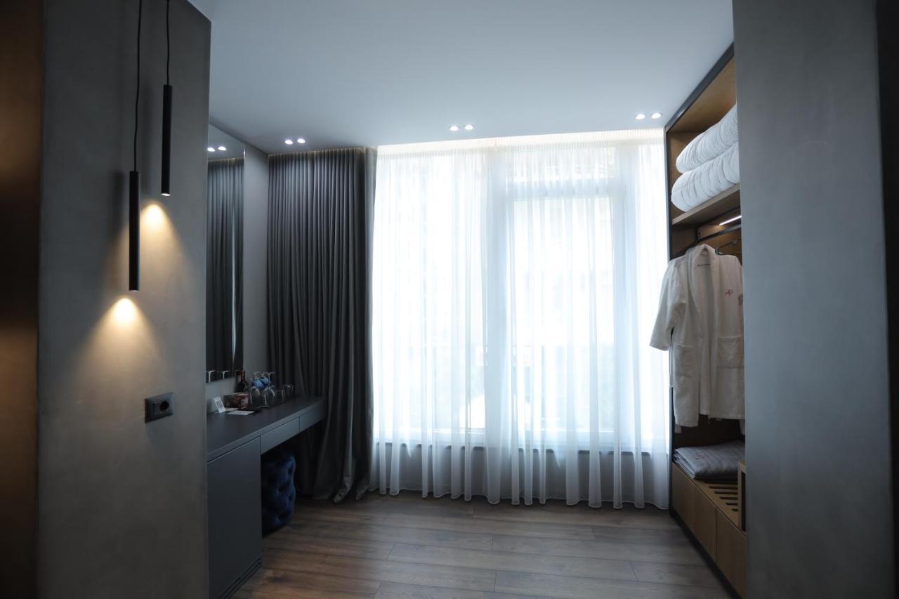 Ap Hotel Boutique Влёра Экстерьер фото