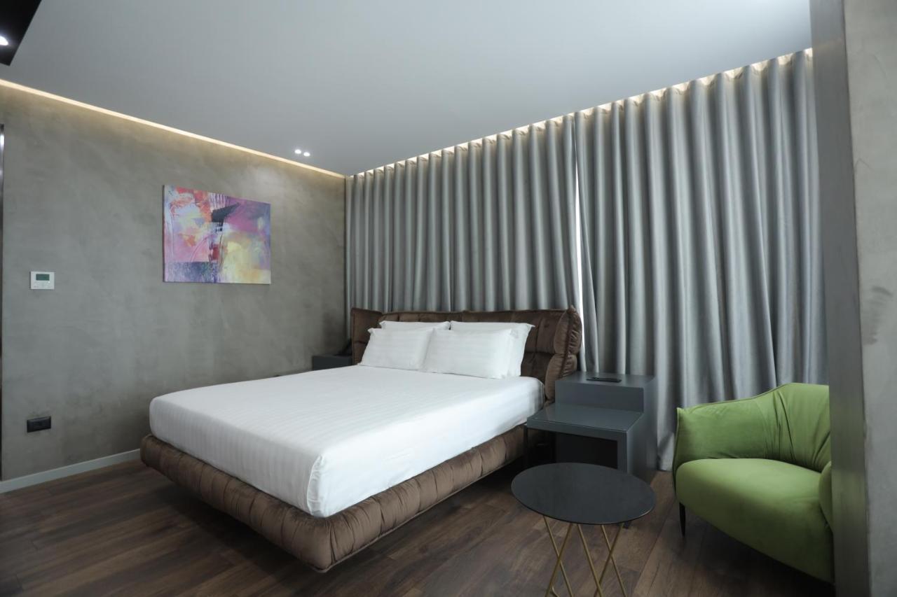 Ap Hotel Boutique Влёра Экстерьер фото