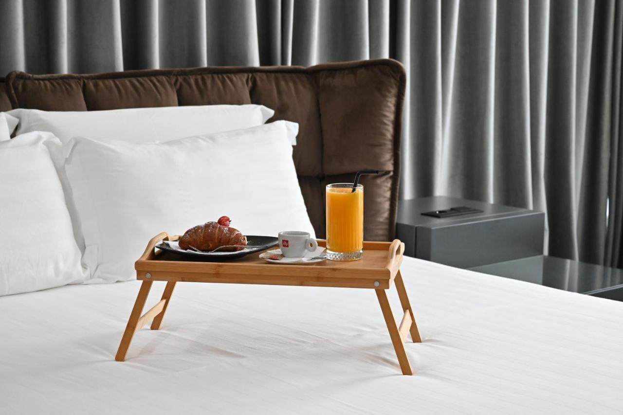Ap Hotel Boutique Влёра Экстерьер фото