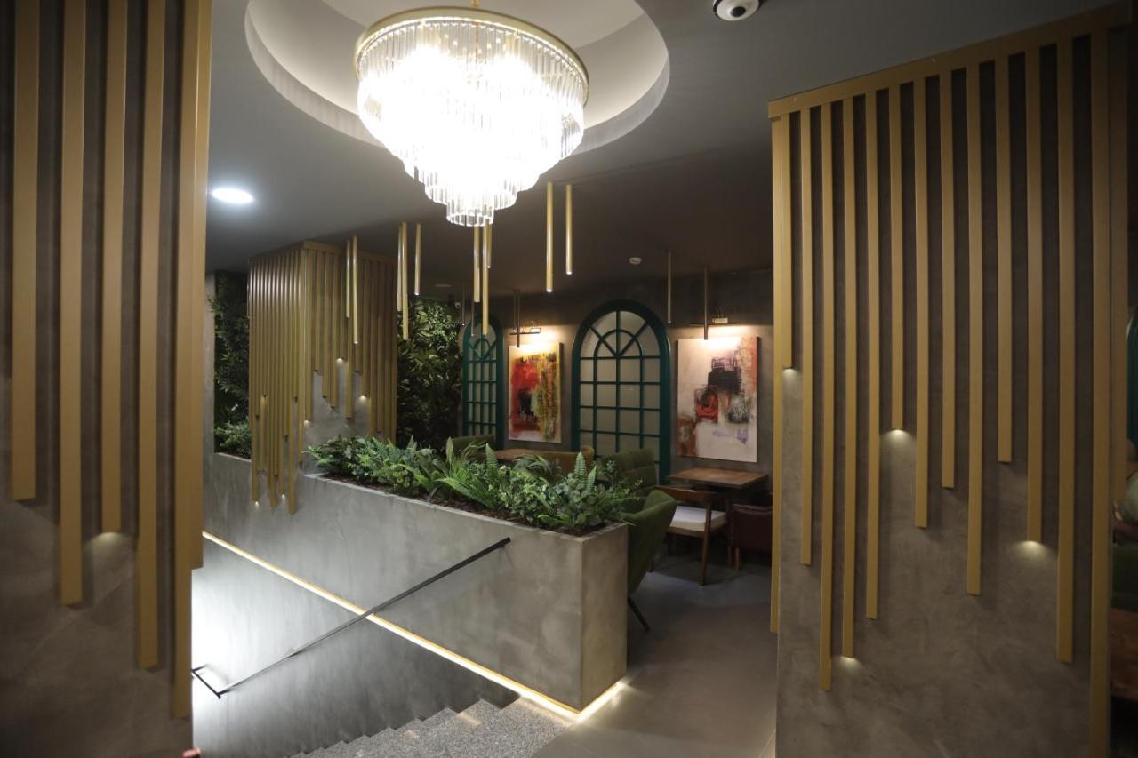 Ap Hotel Boutique Влёра Экстерьер фото