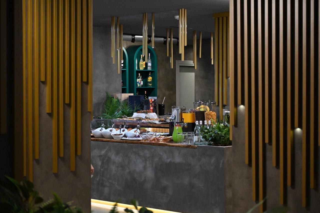 Ap Hotel Boutique Влёра Экстерьер фото