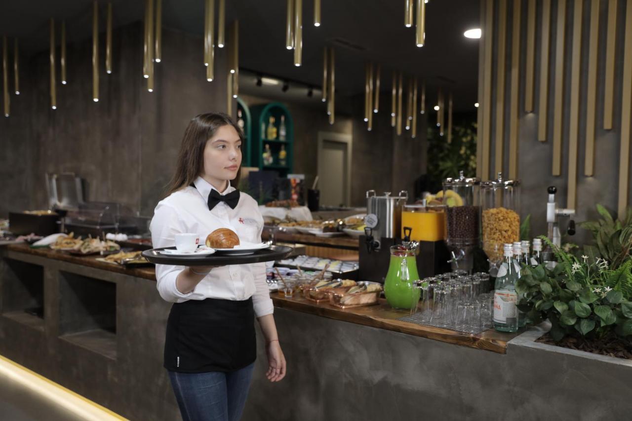 Ap Hotel Boutique Влёра Экстерьер фото