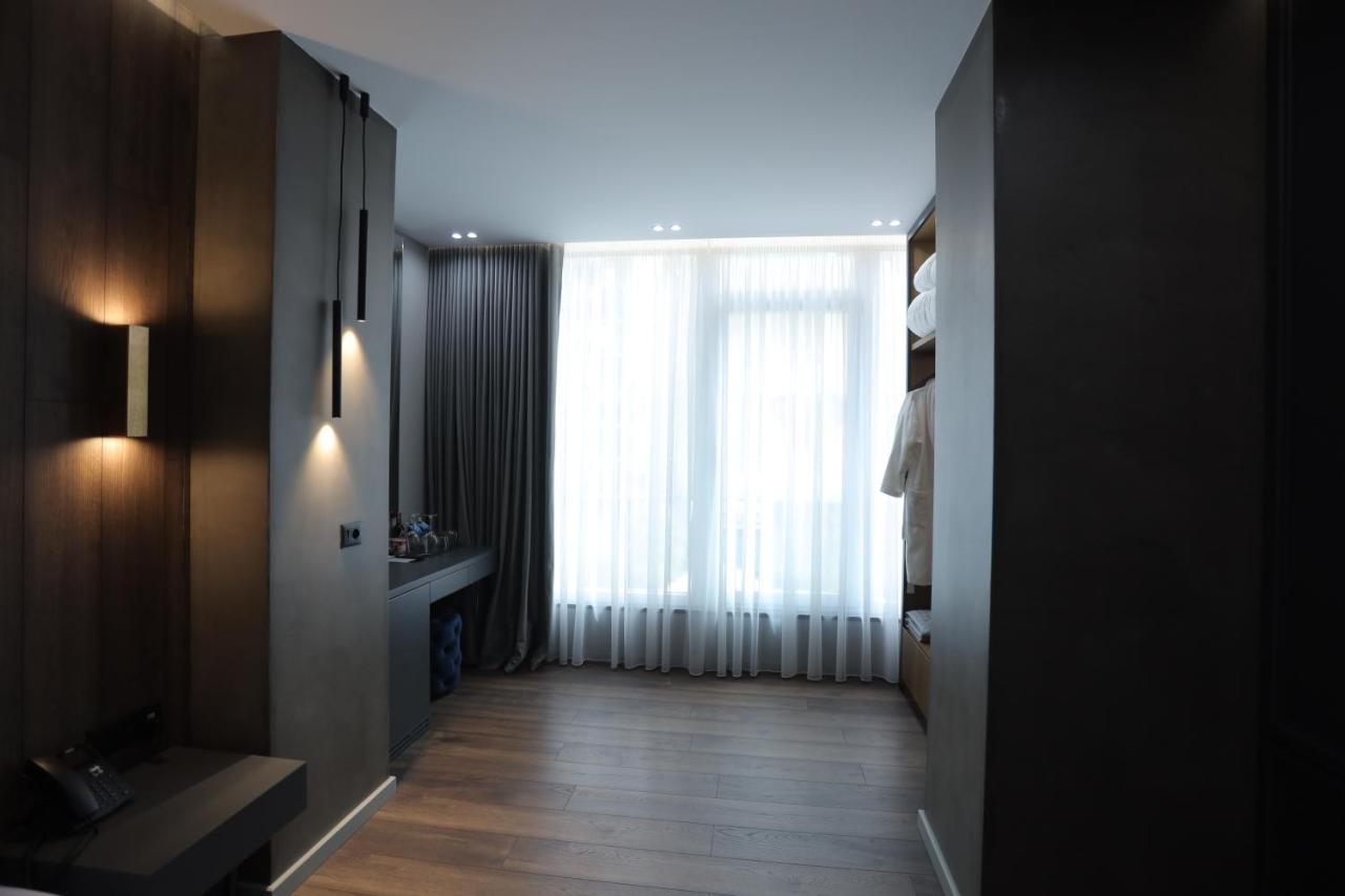 Ap Hotel Boutique Влёра Экстерьер фото